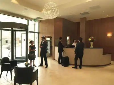 Hilton Garden Inn Frankfurt City Centre - 18