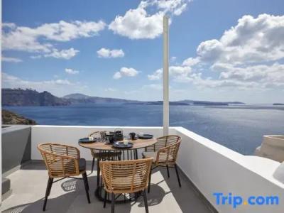 Allure Breeze Suites - 51