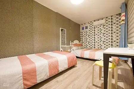 Hongdae Style Guesthouse - 56