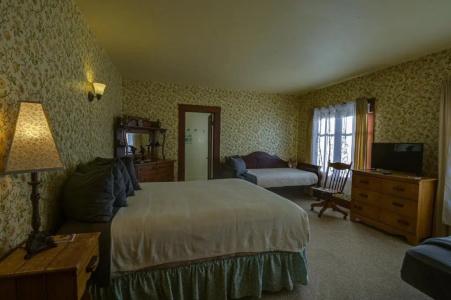 Living Light Inn - 18