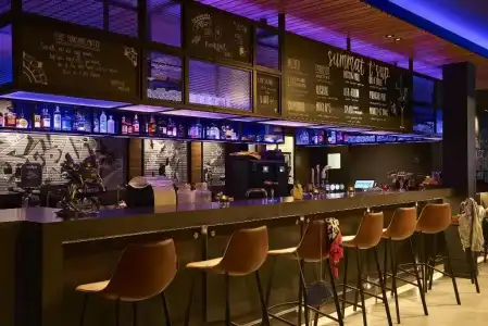 Moxy Paris Charles de Gaulle Airport - 11