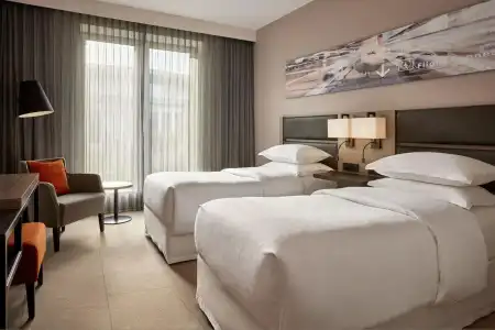 Sheraton Duesseldorf Airport - 48