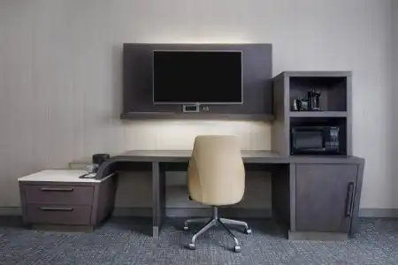 Courtyard by Marriott Richmond Downtown - 24