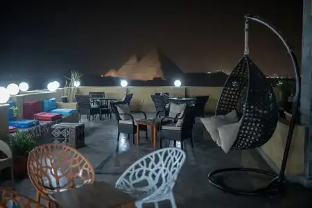 Crowne pyramids view inn - 18