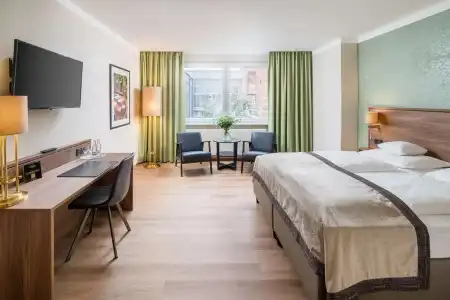 Best Western Plus Excelsior - 56