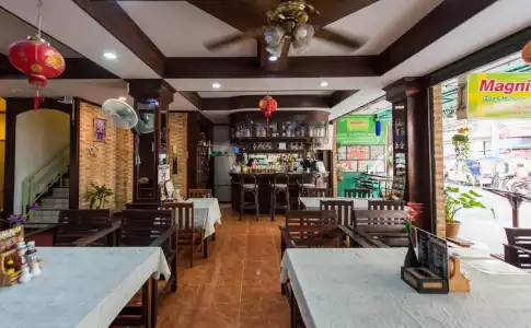 Magnific Patong - 28