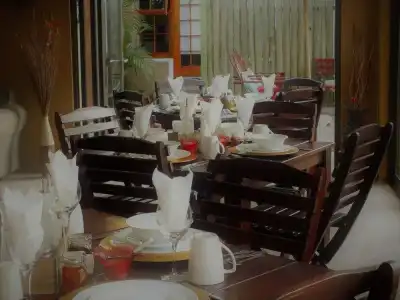 Uzuri Guesthouse - 12