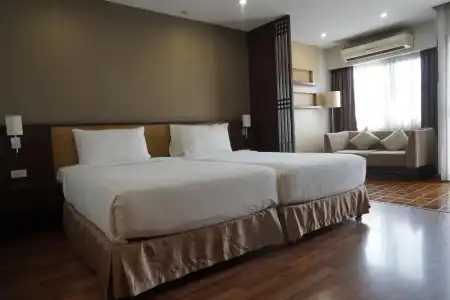 The Grand Napat - 113