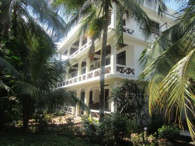Baraka Beach Bungalows - 1