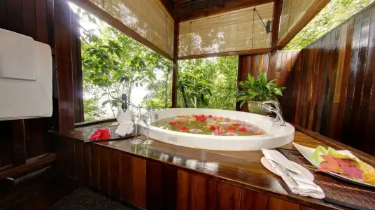 Bunga Raya Island Resort & Spa - 12