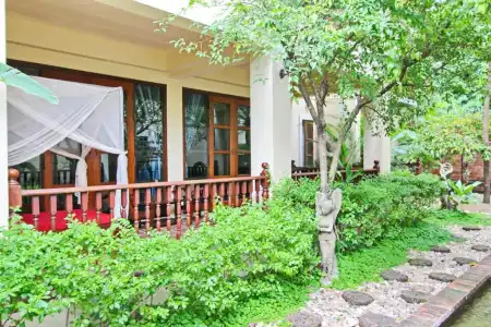 Shewe Wana Suite Resort - 88