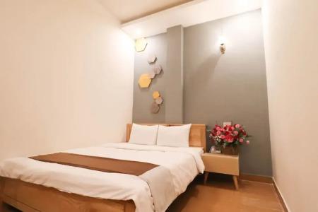 Hùng Phong - Near Dalat Market - 4