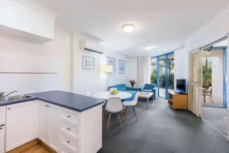 Oaks Gold Coast Calypso Plaza Suites - 18