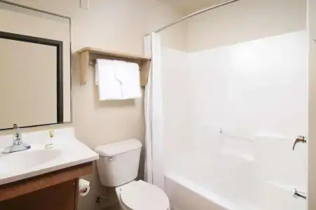 WoodSpring Suites San Antonio South - 42