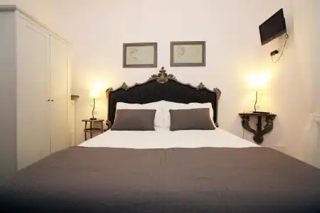 Amica Rome Guest House - 28