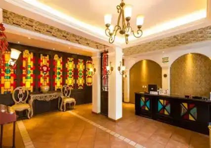 Royal Garden Inn - 3