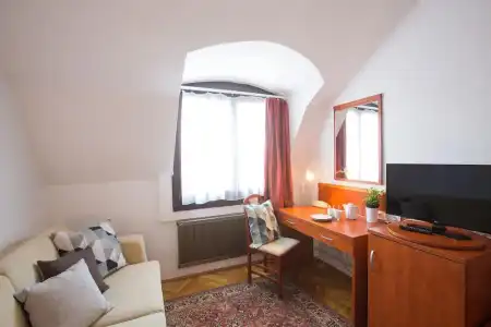 Helios Pension - 84
