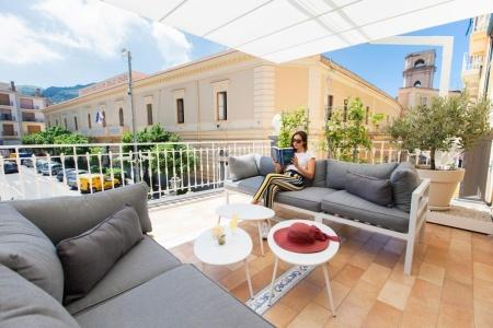 La Piazzetta Guest House - 11