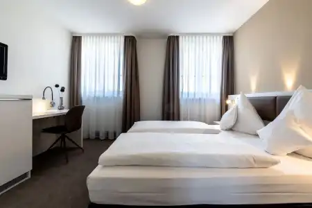 Altstadthotel - 4