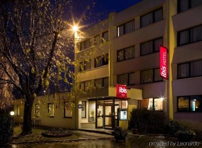 ibis Chambery - 1