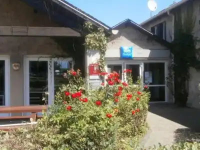 ibis budget Tarbes - 16