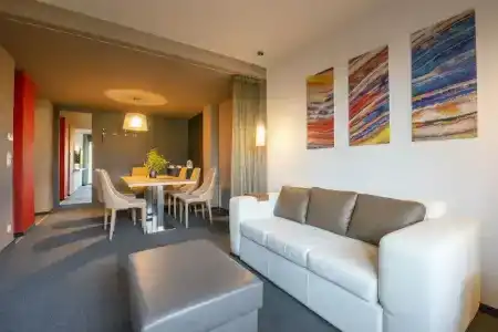 Onyx Luxury - 26
