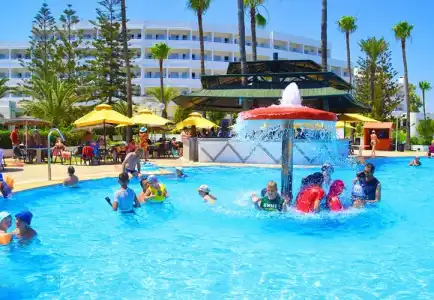 Club Tropicana & Spa - 5