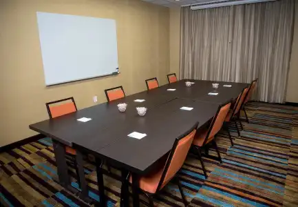 Fairfield Inn & Suites Cincinnati Uptown/University Area - 16