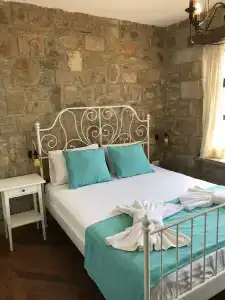 Salkim Gokceada - 33