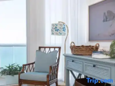 Pacific Views Resort - 87