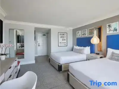 The Waterfront Beach Resort, A Hilton - 114