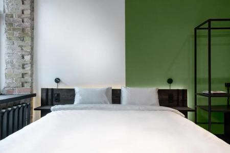 Globe Runner Rooms & Dorms - 36