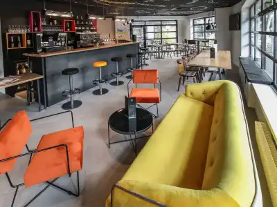 ibis Styles Clermont-Ferrand République - 23