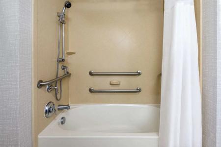 Hampton Inn & Suites Winston-Salem/University Area, NC - 50