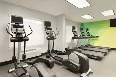 Holiday Inn Houston Intercontinental Airport by IHG - 17