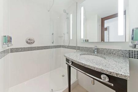 Hampton by Hilton London Waterloo - 13
