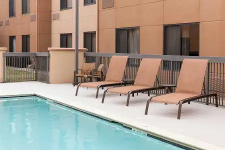 Courtyard by Marriott Jackson - 17