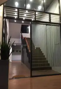 Red Door - 10