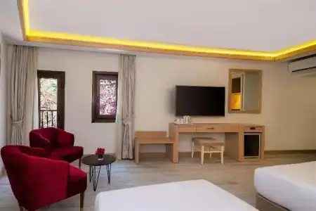 DoubleTree by Hilton Bodrum Marina Vista - 46