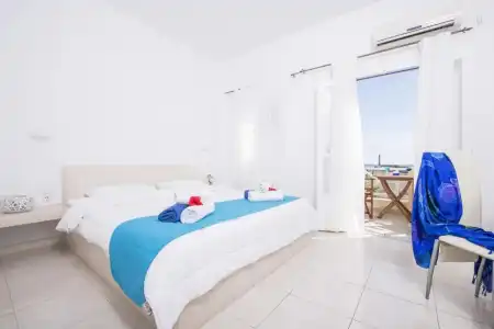 Bella Santorini - 26