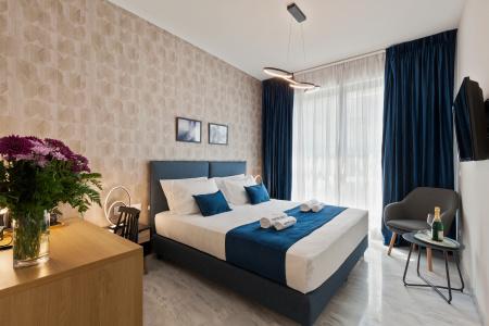 Trendy by Athens Primes - 4