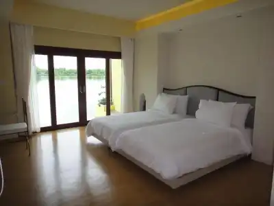 Baan Talay See Cream Resort - 29
