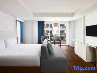 Fairfield by Marriott Bali Kuta Sunset Road - 64