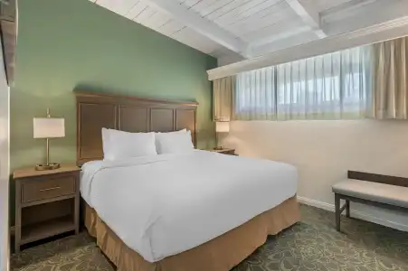 Best Western Plus Santa Barbara - 129