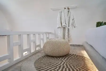 Petri Suites Santorini - 42