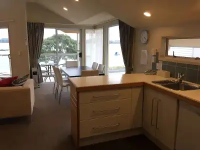 Bucklands Beach Waterfront Motel - 44