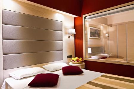 Dodeca Sea Resort by Forums - 35