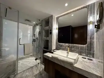 Radisson Blu & Suites GRT Chennai - 54