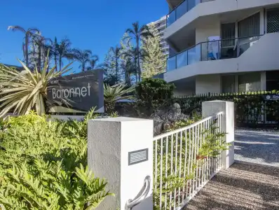 Baronnet Apartments - 23