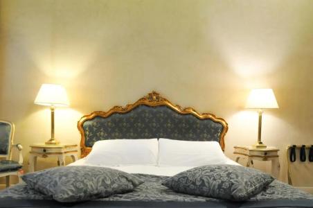 Palazzo Lion Morosini - Check in Presso Locanda Ai Santi Apostoli - 42